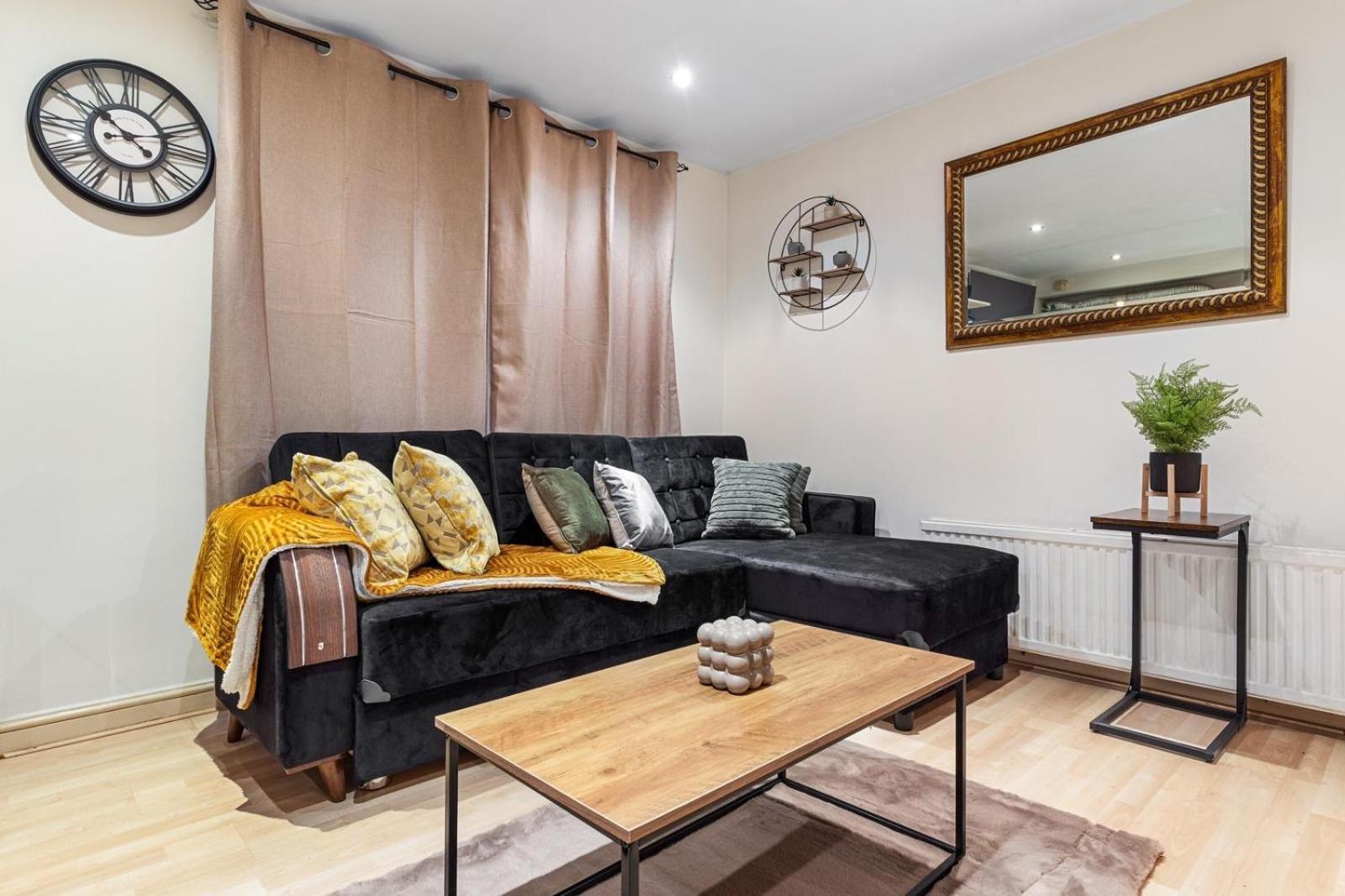 Deluxe Apartment - 1 Min Away From Camden Market And Station ロンドン エクステリア 写真