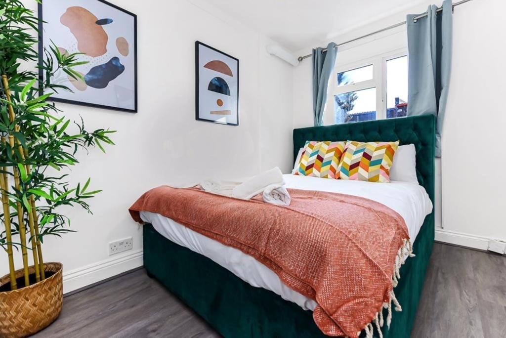Deluxe Apartment - 1 Min Away From Camden Market And Station ロンドン エクステリア 写真