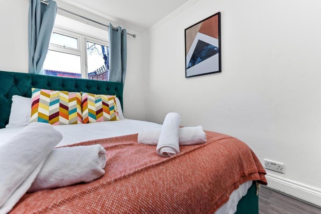 Deluxe Apartment - 1 Min Away From Camden Market And Station ロンドン エクステリア 写真