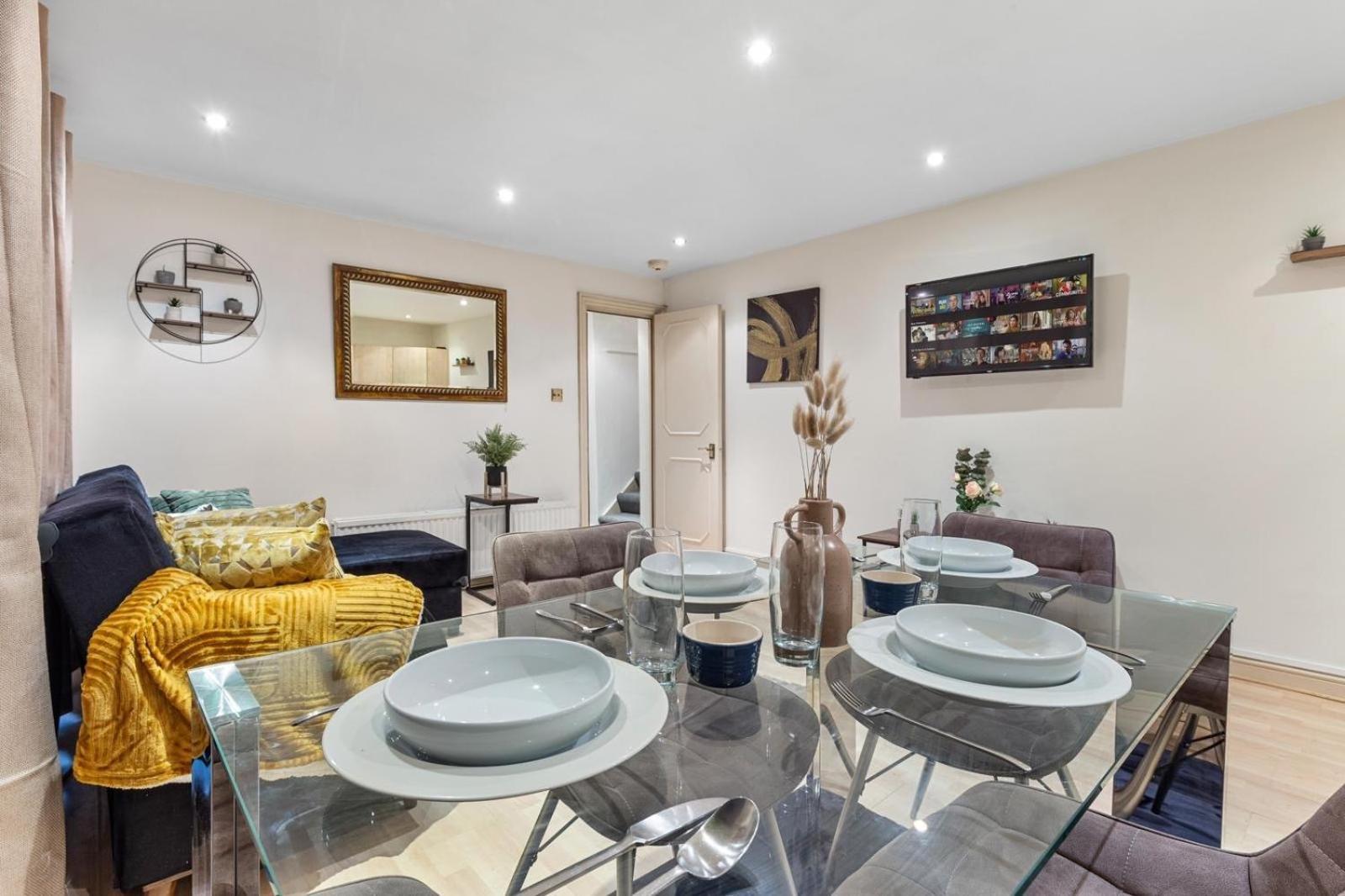 Deluxe Apartment - 1 Min Away From Camden Market And Station ロンドン エクステリア 写真