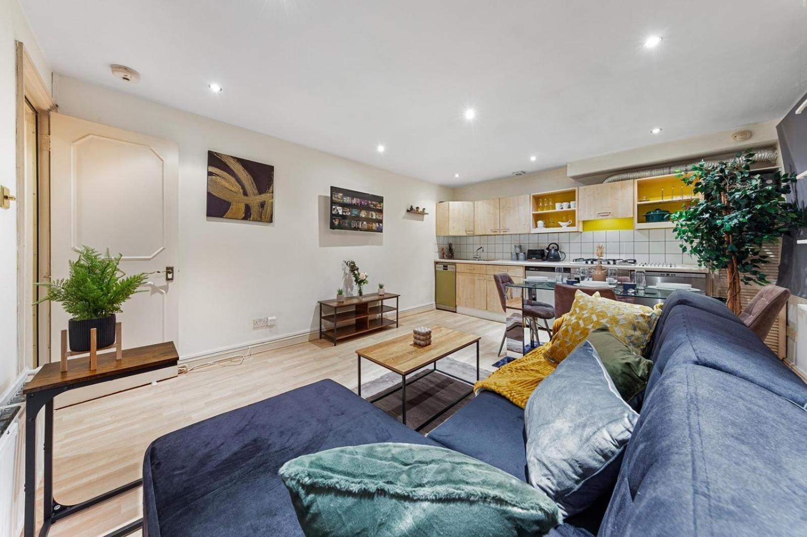 Deluxe Apartment - 1 Min Away From Camden Market And Station ロンドン エクステリア 写真