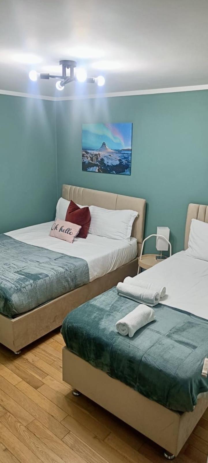Deluxe Apartment - 1 Min Away From Camden Market And Station ロンドン エクステリア 写真
